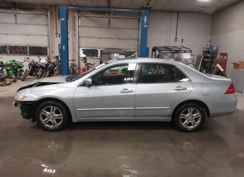 Photo 15 of 2007 Honda Accord 2.4 EX (VIN 1HGCM56867A225265)