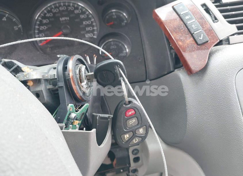 Photo 11 of 2009 Gmc Yukon SLT2 (VIN 1HGCM56874A******)