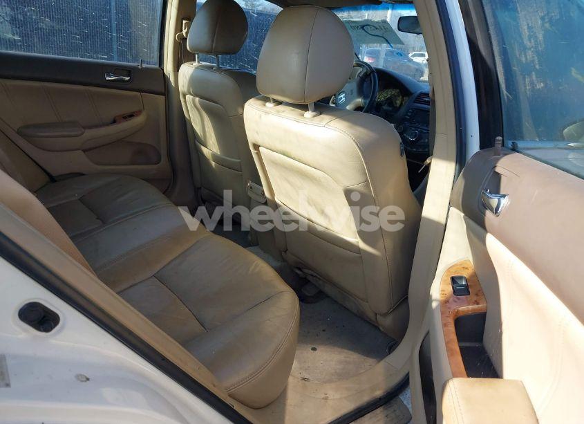 Photo 8 of 2005 Honda Accord 2.4 EX (VIN 1HGCM56875A124216)