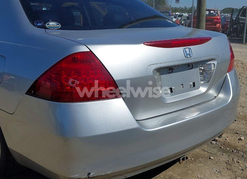 Photo 18 of 2006 Honda Accord 2.4 EX (VIN 1HGCM56876A059790)