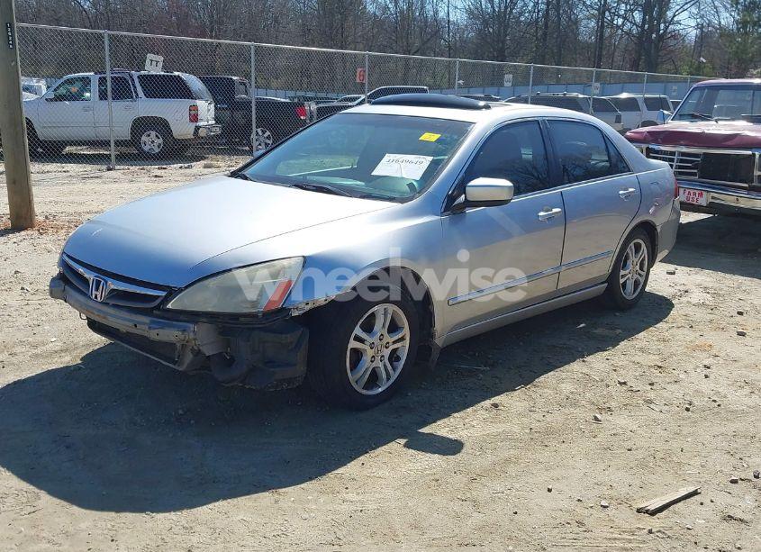 Photo 2 of 2006 Honda Accord 2.4 EX (VIN 1HGCM56876A059790)