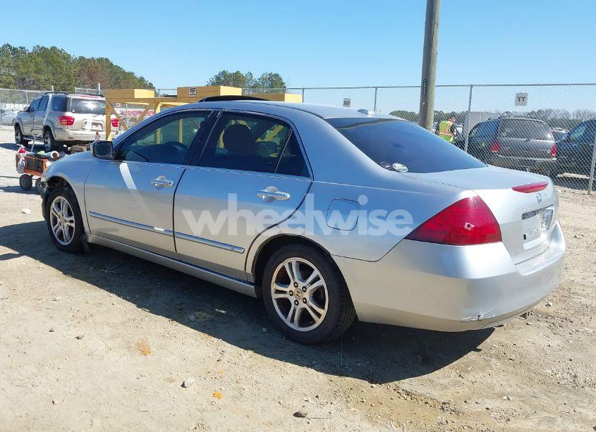 Photo 3 of 2006 Honda Accord 2.4 EX (VIN 1HGCM56876A059790)