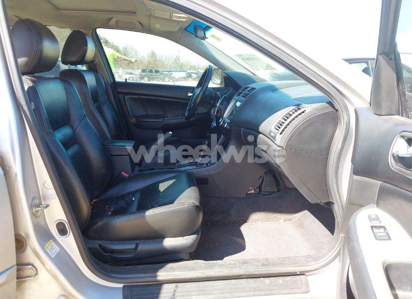 Photo 5 of 2006 Honda Accord 2.4 EX (VIN 1HGCM56876A059790)