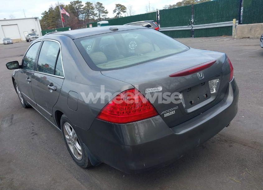 Photo 3 of 2006 Honda Accord 2.4 EX (VIN 1HGCM56876A147111)