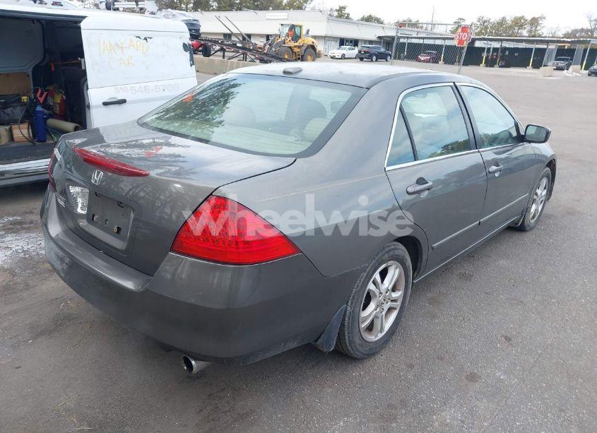 Photo 4 of 2006 Honda Accord 2.4 EX (VIN 1HGCM56876A147111)