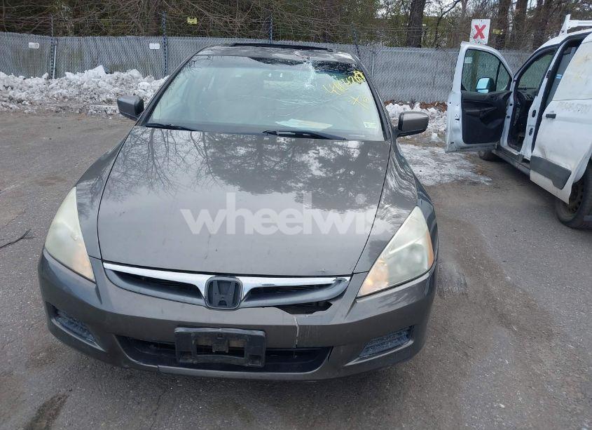 Photo 6 of 2006 Honda Accord 2.4 EX (VIN 1HGCM56876A147111)