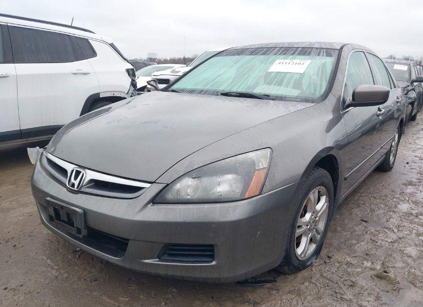 Photo 2 of 2006 Honda Accord 2.4 EX (VIN 1HGCM56876A176771)