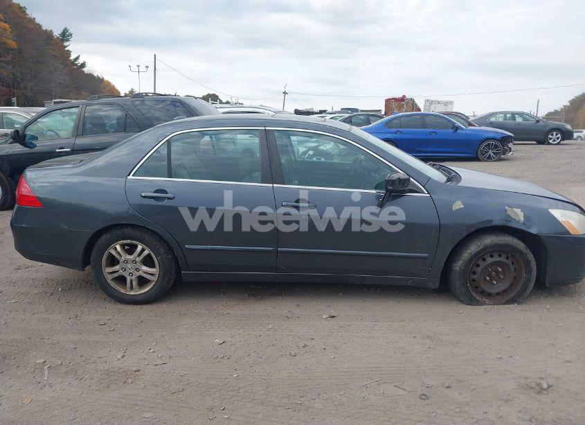 Photo 14 of 2007 Honda Accord 2.4 EX (VIN 1HGCM56877A044269)