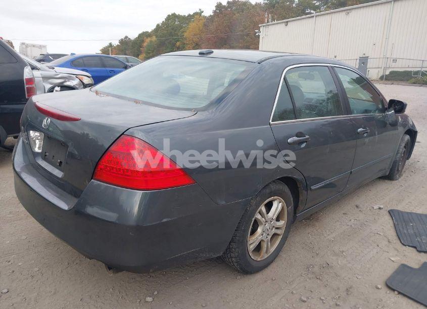 Photo 4 of 2007 Honda Accord 2.4 EX (VIN 1HGCM56877A044269)
