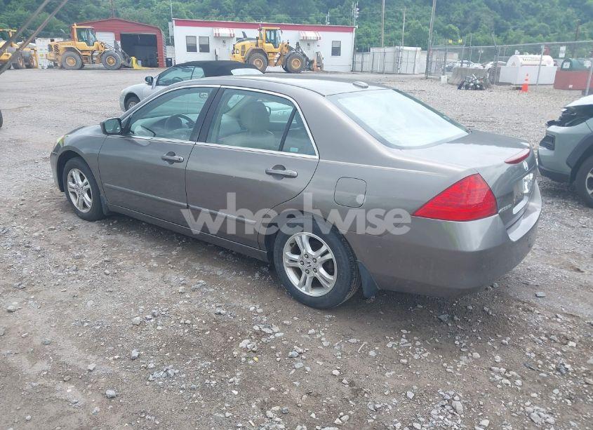Photo 3 of 2007 Honda Accord 2.4 EX (VIN 1HGCM56877A051903)