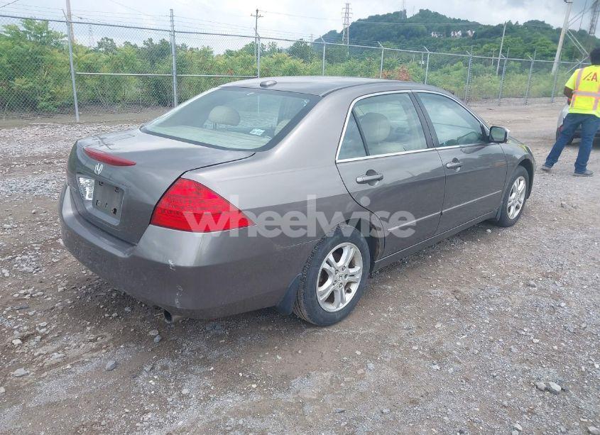 Photo 4 of 2007 Honda Accord 2.4 EX (VIN 1HGCM56877A051903)