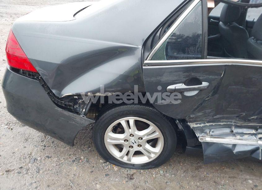 Photo 17 of 2007 Honda Accord 2.4 EX (VIN 1HGCM56877A053005)