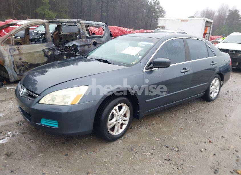 Photo 2 of 2007 Honda Accord 2.4 EX (VIN 1HGCM56877A053005)