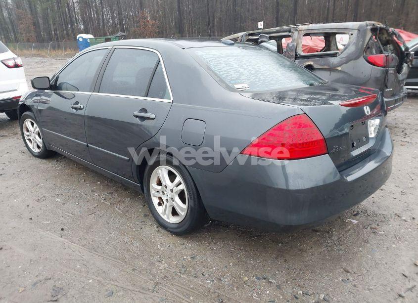 Photo 3 of 2007 Honda Accord 2.4 EX (VIN 1HGCM56877A053005)