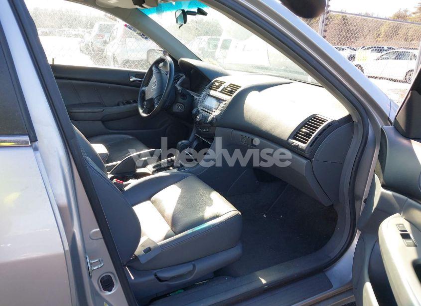 Photo 5 of 2007 Honda Accord 2.4 EX (VIN 1HGCM56877A060293)