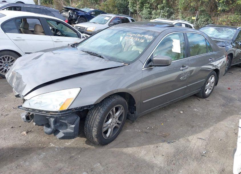 Photo 2 of 2007 Honda Accord 2.4 EX (VIN 1HGCM56877A088787)