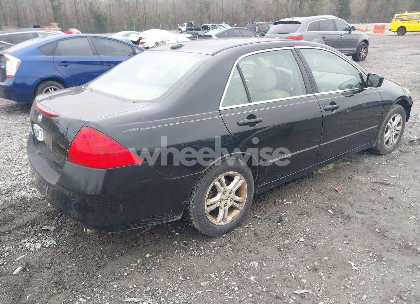 Photo 4 of 2007 Honda Accord 2.4 EX (VIN 1HGCM56877A109640)