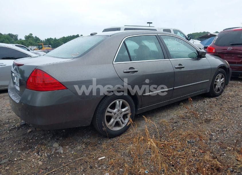 Photo 4 of 2007 Honda Accord 2.4 EX (VIN 1HGCM56877A137969)