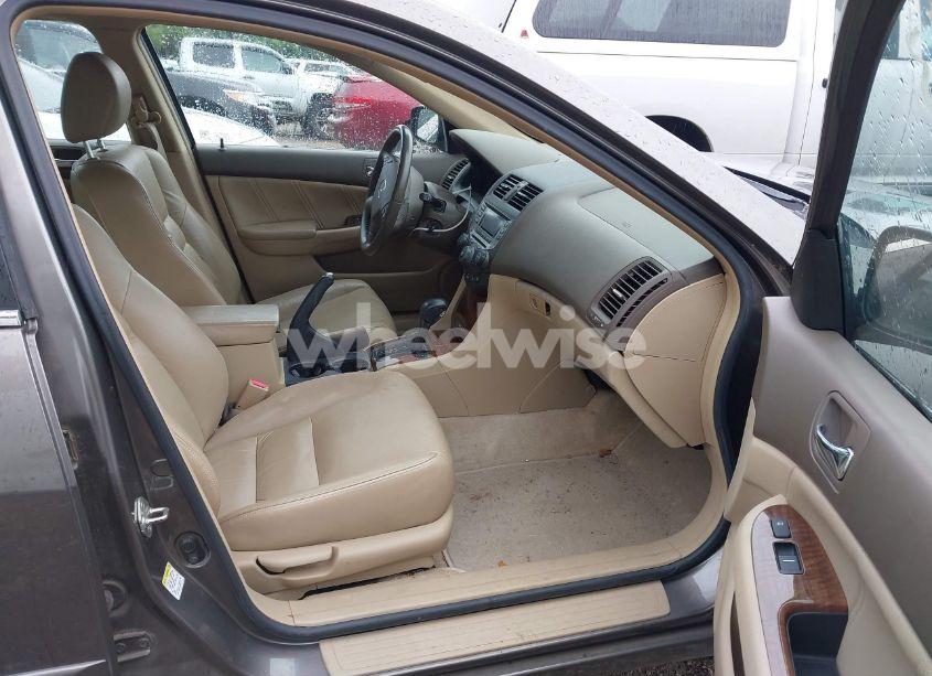 Photo 5 of 2007 Honda Accord 2.4 EX (VIN 1HGCM56877A137969)