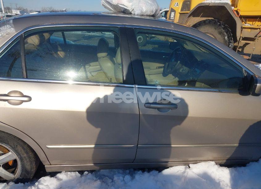 Photo 14 of 2004 Honda Accord 2.4 EX (VIN 1HGCM56884A105317)