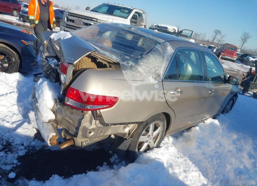 Photo 4 of 2004 Honda Accord 2.4 EX (VIN 1HGCM56884A105317)