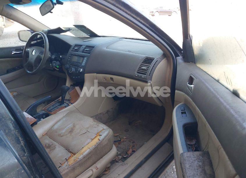 Photo 5 of 2005 Honda Accord 2.4 EX (VIN 1HGCM56885A060526)