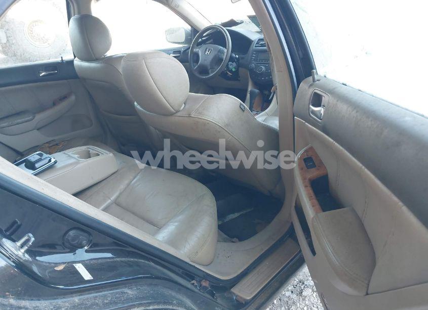 Photo 8 of 2005 Honda Accord 2.4 EX (VIN 1HGCM56885A060526)