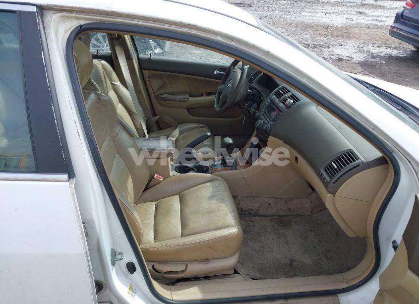 Photo 5 of 2005 Honda Accord 2.4 EX (VIN 1HGCM56885A069307)