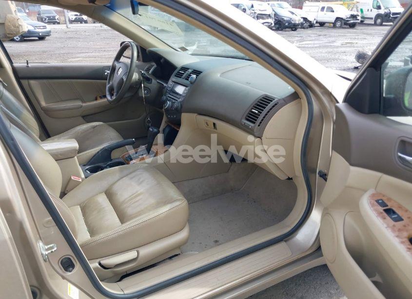 Photo 5 of 2005 Honda Accord 2.4 EX (VIN 1HGCM56885A072773)