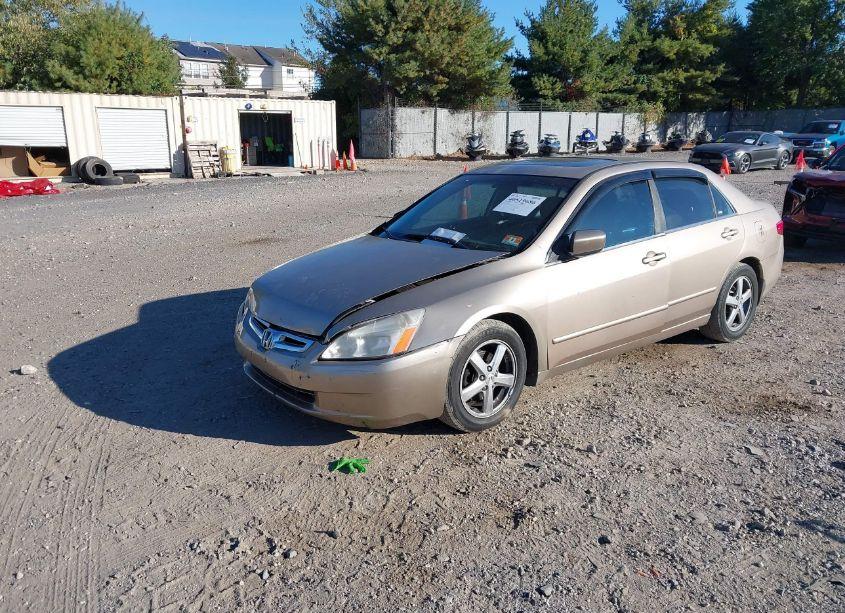 Photo 2 of 2005 Honda Accord 2.4 EX (VIN 1HGCM56885A160125)