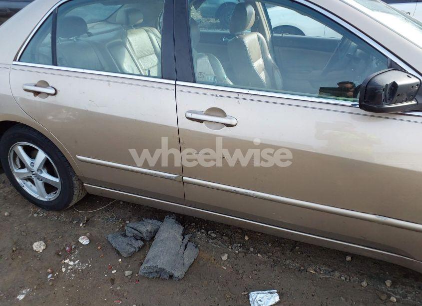 Photo 14 of 2005 Honda Accord 2.4 EX (VIN 1HGCM56885A182772)