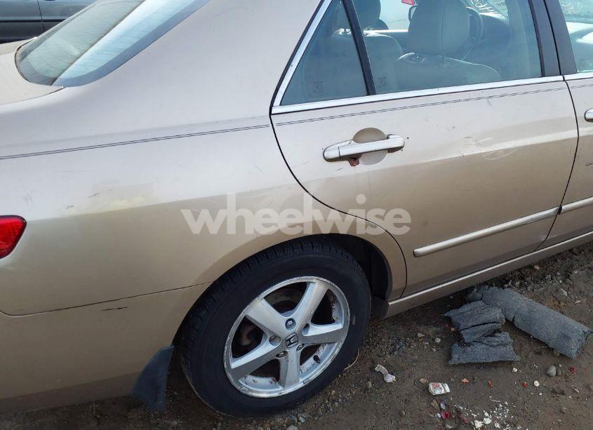 Photo 15 of 2005 Honda Accord 2.4 EX (VIN 1HGCM56885A182772)