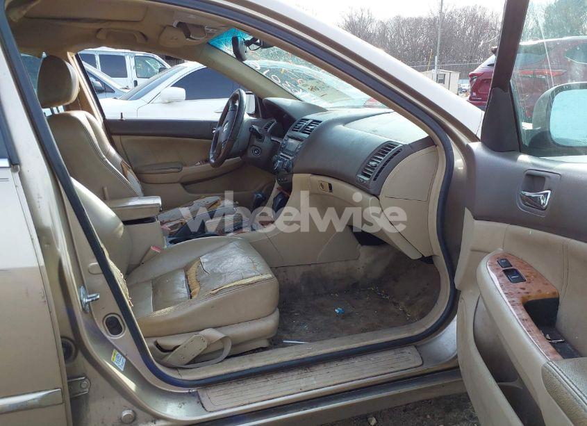 Photo 5 of 2005 Honda Accord 2.4 EX (VIN 1HGCM56885A182772)