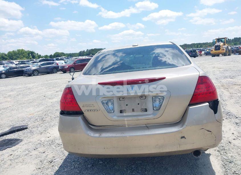 Photo 17 of 2006 Honda Accord 2.4 EX (VIN 1HGCM56886A039547)