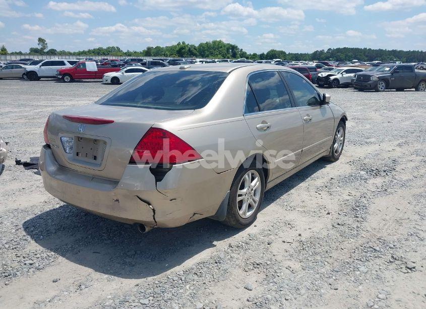 Photo 4 of 2006 Honda Accord 2.4 EX (VIN 1HGCM56886A039547)