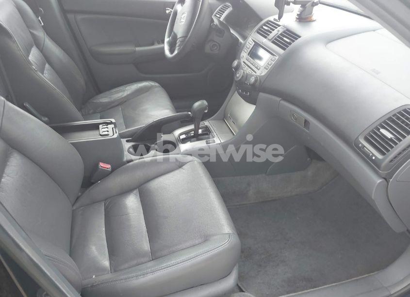 Photo 5 of 2006 Honda Accord 2.4 EX (VIN 1HGCM56886A143049)