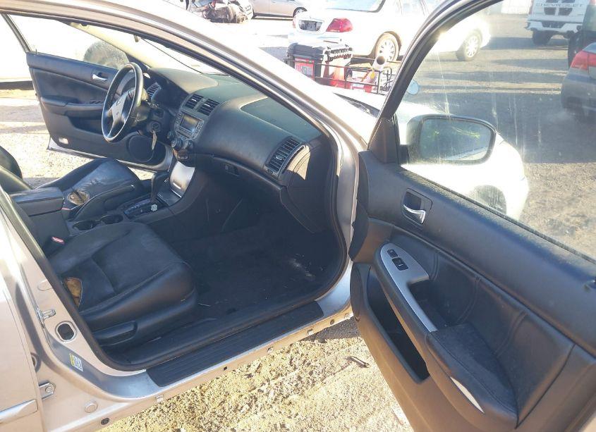 Photo 5 of 2007 Honda Accord 2.4 EX (VIN 1HGCM56887A026735)