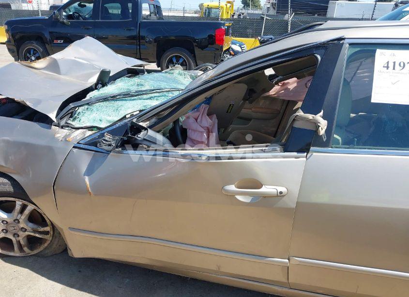 Photo 9 of 2007 Honda Accord 2.4 EX (VIN 1HGCM56887A062117)