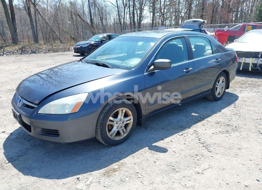 Photo 2 of 2007 Honda Accord 2.4 EX (VIN 1HGCM56887A064711)