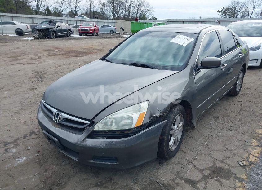 Photo 2 of 2007 Honda Accord 2.4 EX (VIN 1HGCM56887A141013)