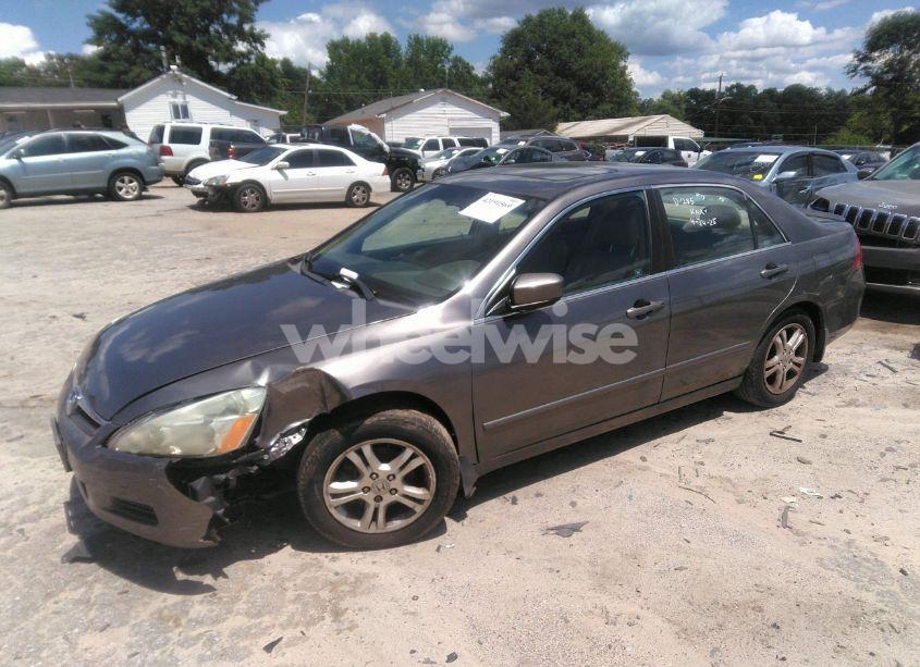 Photo 2 of 2007 Honda Accord 2.4 EX (VIN 1HGCM56887A142291)