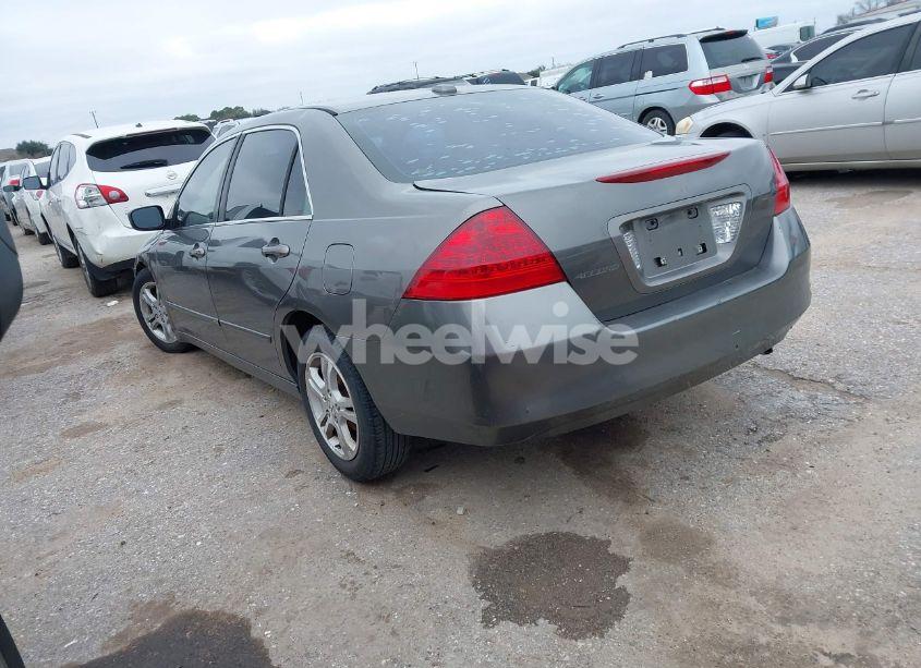 Photo 3 of 2007 Honda Accord 2.4 EX (VIN 1HGCM56887A162993)