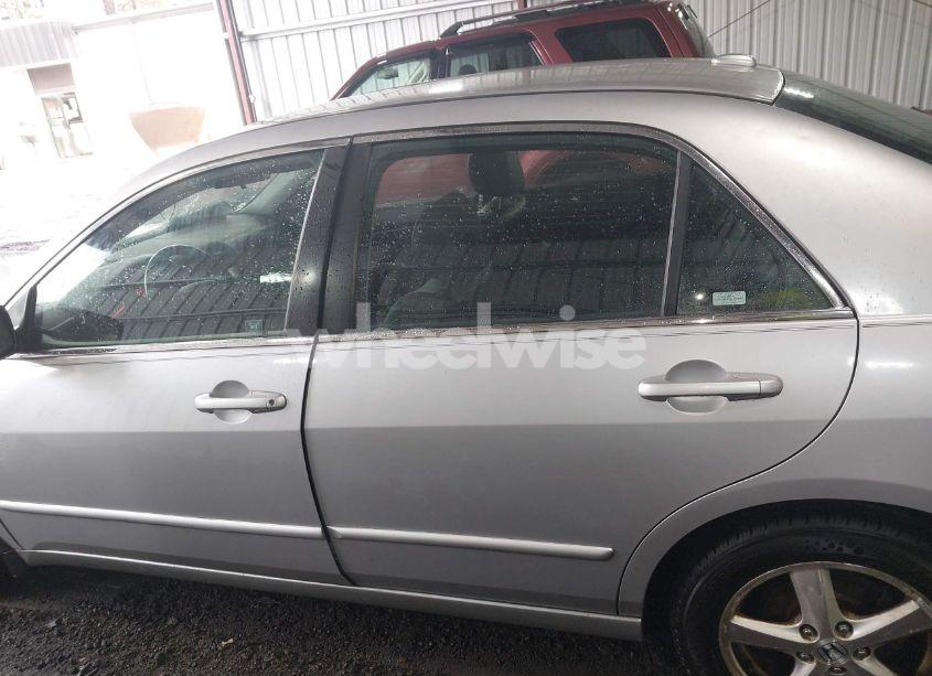 Photo 14 of 2004 Honda Accord 2.4 EX (VIN 1HGCM56894A059769)