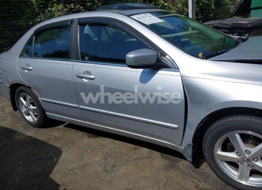 Photo 13 of 2004 Honda Accord 2.4 EX (VIN 1HGCM56894A068147)