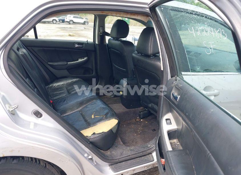 Photo 8 of 2004 Honda Accord 2.4 EX (VIN 1HGCM56894A093467)