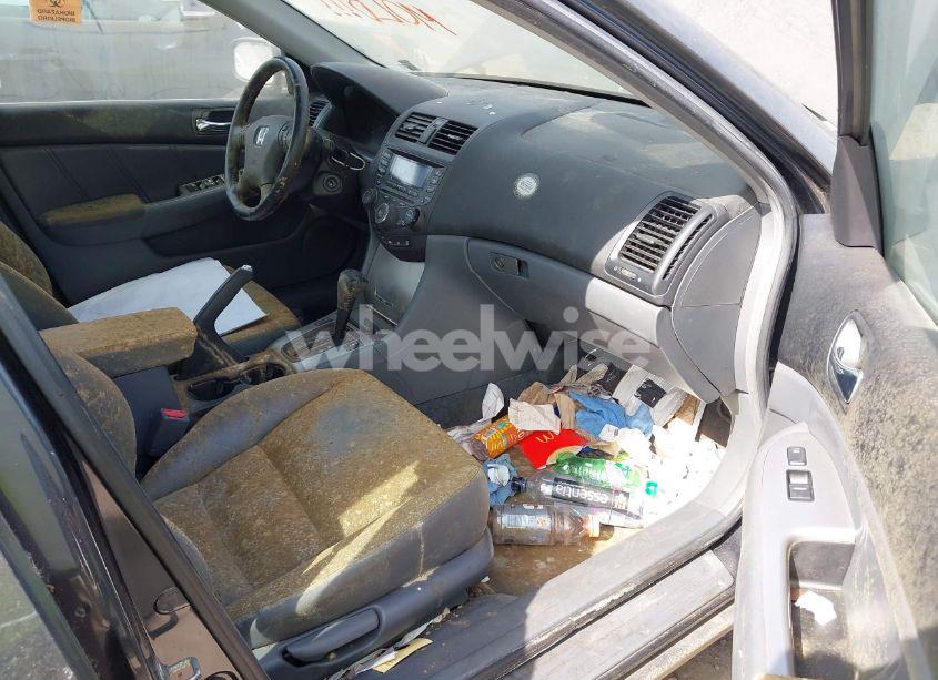 Photo 5 of 2004 Honda Accord 2.4 EX (VIN 1HGCM56894A132011)