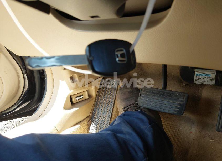 Photo 11 of 2005 Honda Accord 2.4 EX (VIN 1HGCM56895A046098)