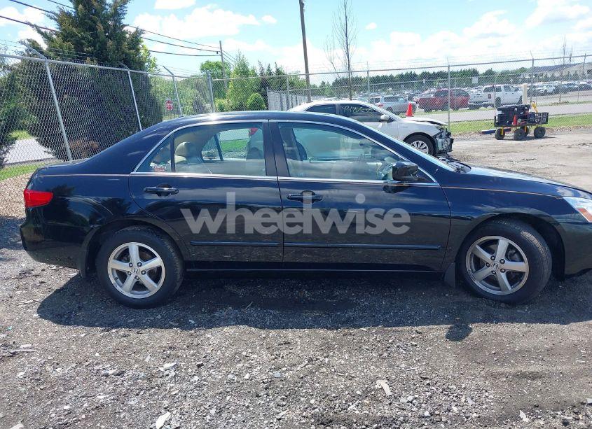Photo 13 of 2005 Honda Accord 2.4 EX (VIN 1HGCM56895A046098)