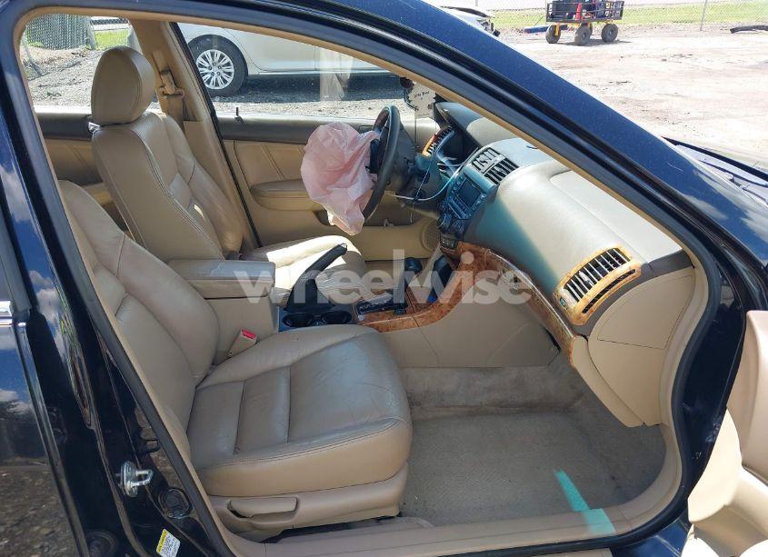 Photo 5 of 2005 Honda Accord 2.4 EX (VIN 1HGCM56895A046098)