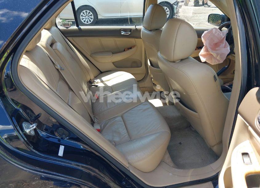 Photo 8 of 2005 Honda Accord 2.4 EX (VIN 1HGCM56895A046098)